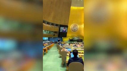 İsrail'in BM Büyükelçisi, İran'ı protesto etti; güvenlik görevlileri tarafından salondan çıkarılıp gözaltına alındı