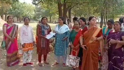 नरसिंहपुर: महिला एवं बाल विकास विभाग की संविदा कर्मियों ने खोला मोर्चा, लगाए ये आरोप