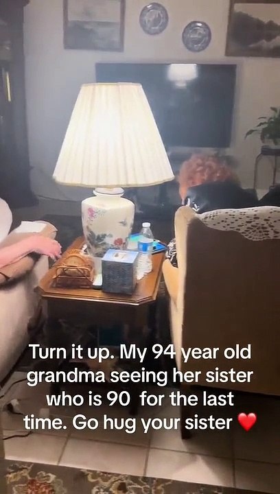 Irmãs juntam-se uma última vez. "Não nos vemos na Terra, vemo-nos no céu"