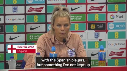 Télécharger la video: England 'stand in solidarity' with Spain and Hermoso, says Daly