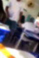 Professor e aluno são flagrados trocando socos dentro da sala de aula