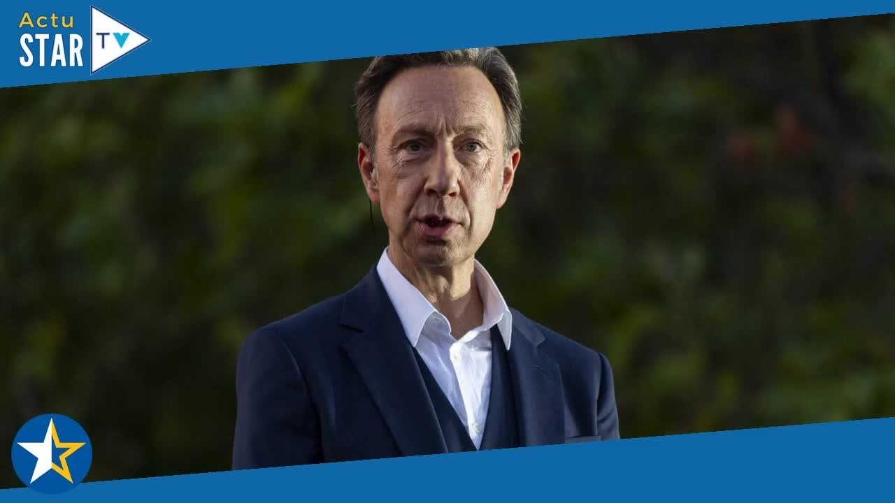 Ça a été le cauchemar  Stéphane Bern se confie sur ses opérations nécessaires de chirurgie esth