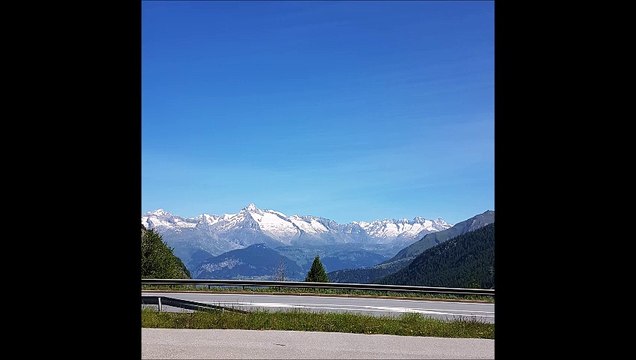 Ciel - Musique : La petite boîte (traditionnel russe) - Charles : violon, Eric : guitare et Anne-Marie : accordéon.