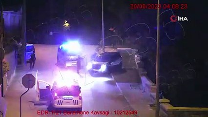 Polisin dur ihtarına uymadılar! Göçmen kaçakçıları cami bahçesine uçtu