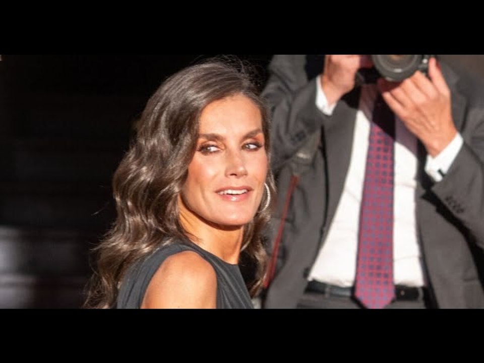 Letizia d'Espagne divine en total look black : ses escarpins sexy à 750 euros mettent tout le monde
