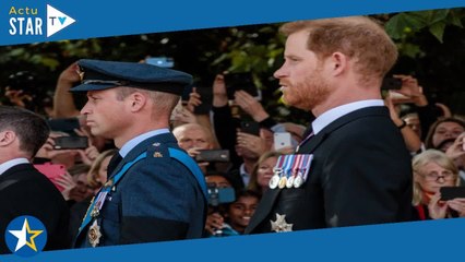 Harry  son geste maladroit envers le prince William passé inaperçu lors des obsèques d’Elizabeth II