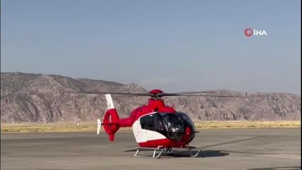 Ambulans helikopter bir haftalık bebek için havalandı
