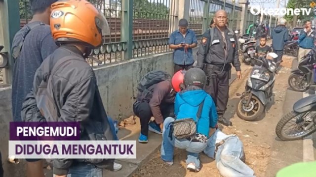 Jatuh, Pemotor Wanita Pingsan di Jalan dan Penumpang Terluka di Duren Sawit