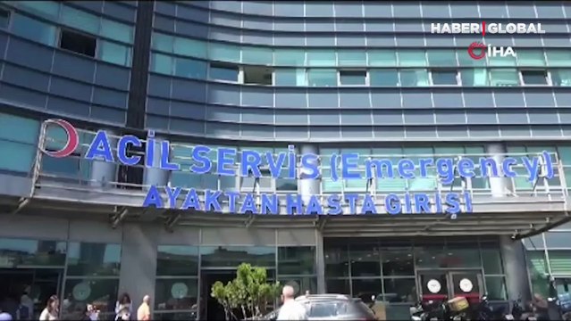 İstanbul'da terör örgütü PKK elebaşı Öcalan lehine pankart açan 3 kişi tutuklandı 