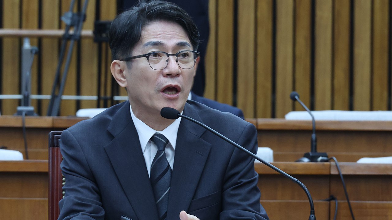 이균용 대법원장 임명동의안 보고서 채택...통과 가능성은? [앵커리포트] / YTN