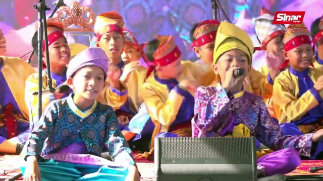 Antara Persembahan Peserta Pertandingan Dikir Barat Bersempena Karnival Pendidikan Sinar Bestari 2023