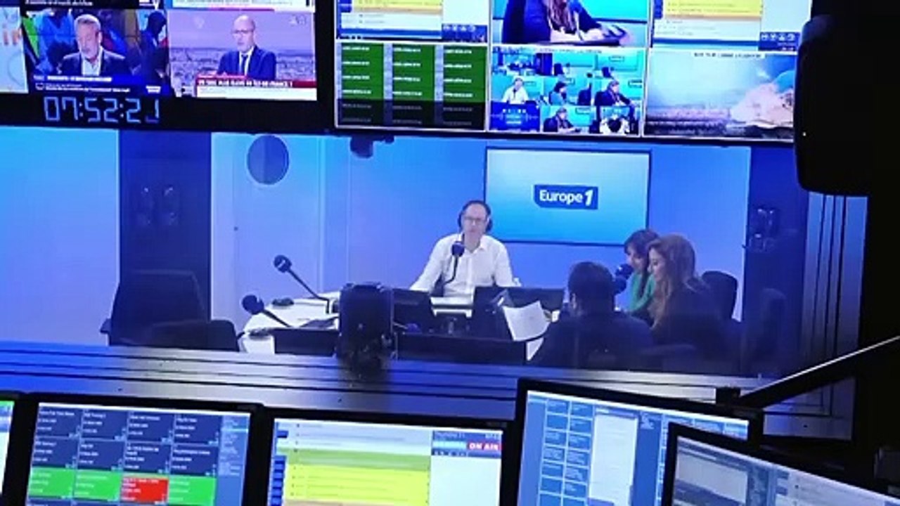 Charles III à Versailles : quand la République en appelle au Roi