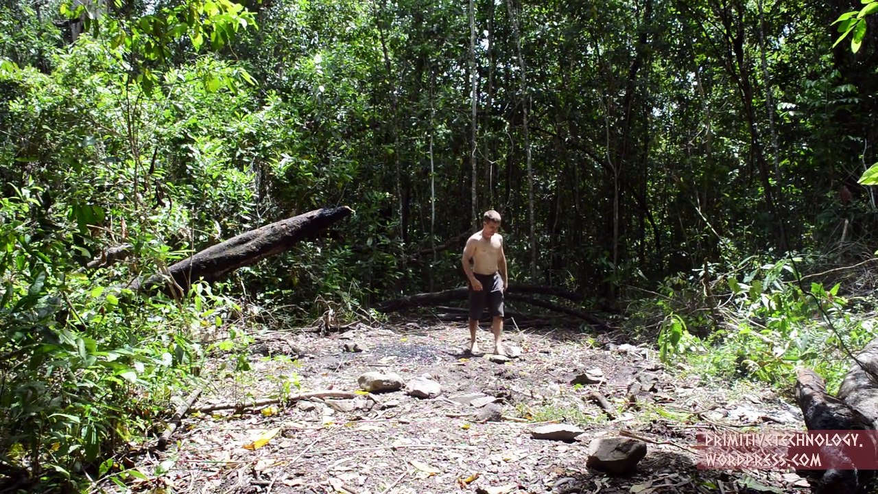 Primitive Technology- Planting Cassava and Yams