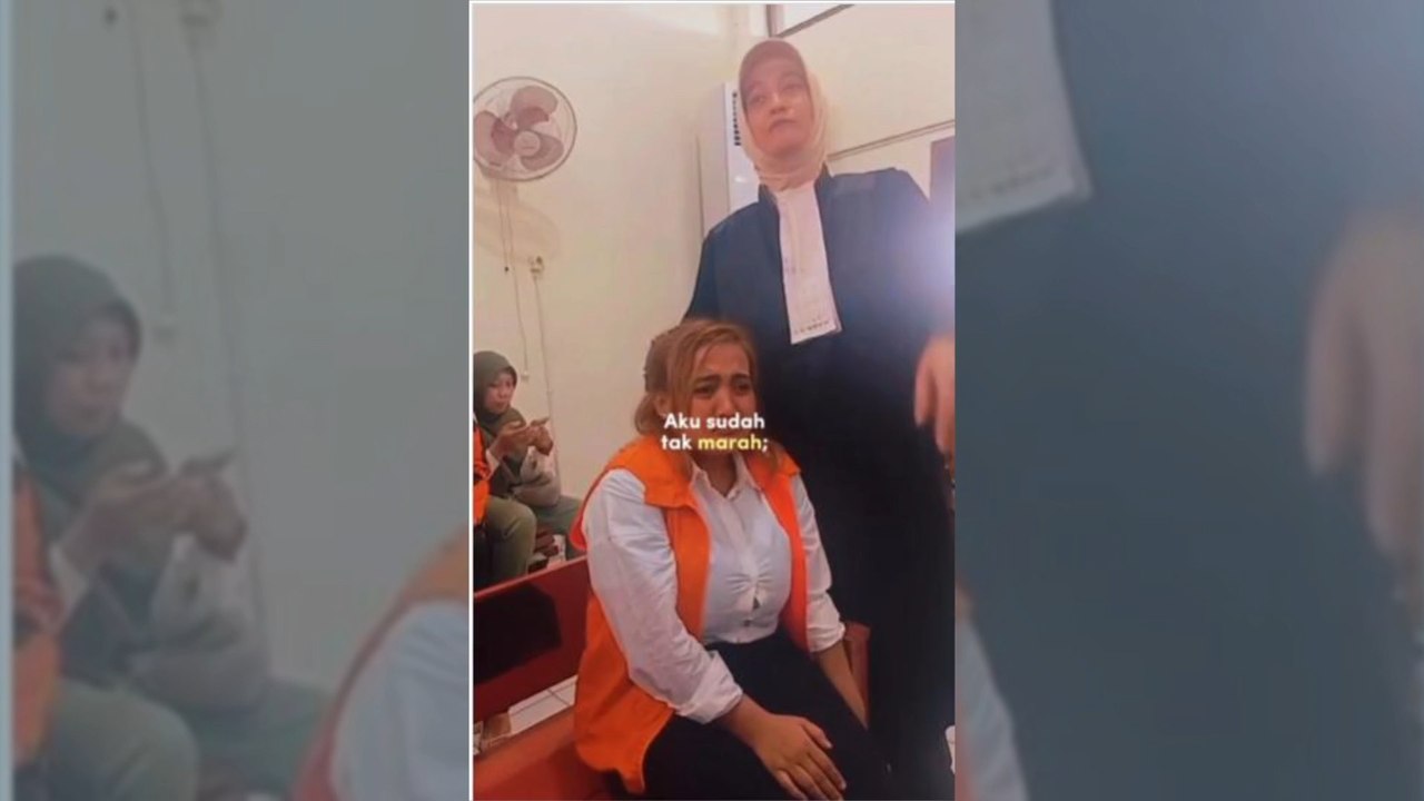 Wegen Schweinefleischkonsum: Zwei Jahre Haft für Influencerin