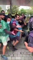 Enfrentamientos entre manifestantes y los Mossos en el congreso de The District