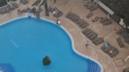 Spine-chilling footage from 9th floor shows INTENSE STORM wreaking havoc in Palma Nova