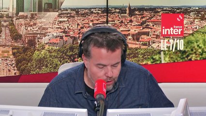 Est-il normal qu’une journaliste passe une nuit en cellule ? L'édito médias