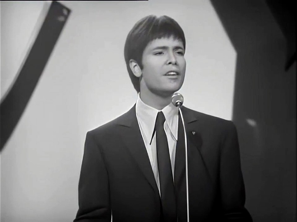 WONDERFUL WORLD by Cliff Richard - Eurovision 1968 (live TV performance)  + lyrics