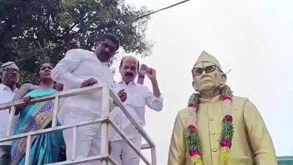 సంగారెడ్డి: కొండా లక్ష్మణ్ బాపూజీ విగ్రహానికి నివాళులర్పించిన చింత ప్రభాకర్