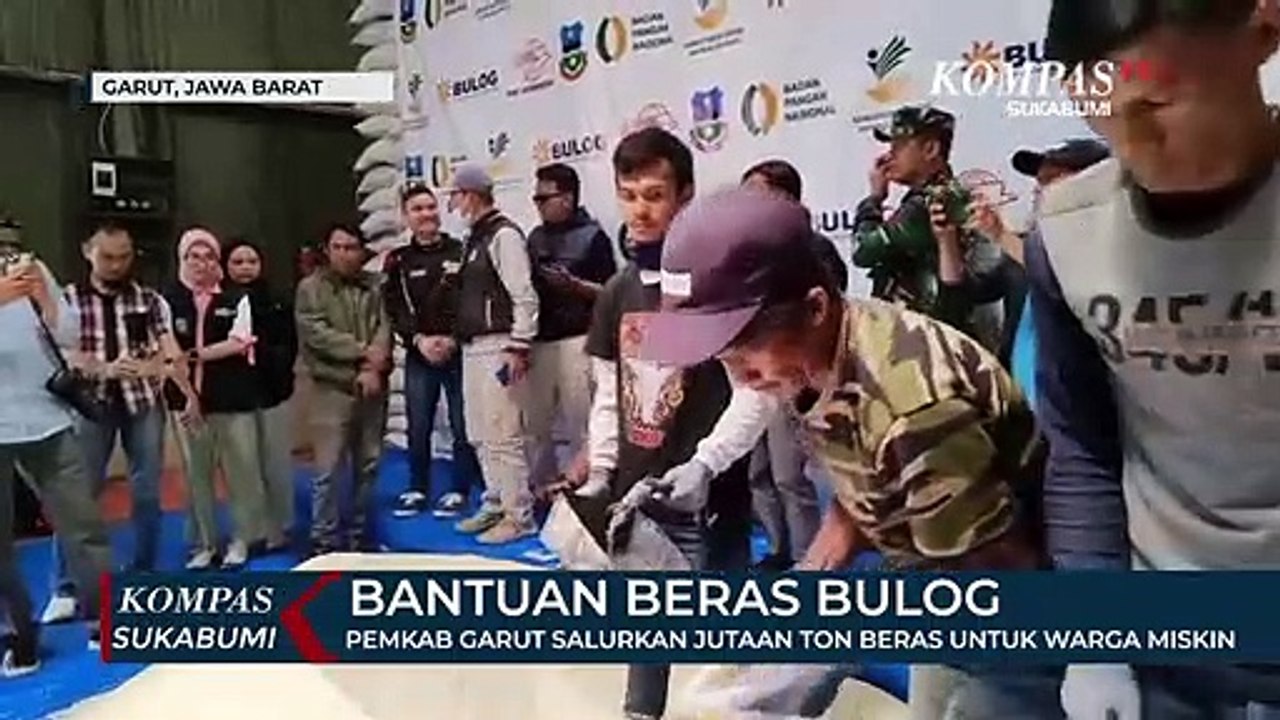 Pemkab Garut Salurkan Jutaan Ton Beras Untuk Warga Miskin