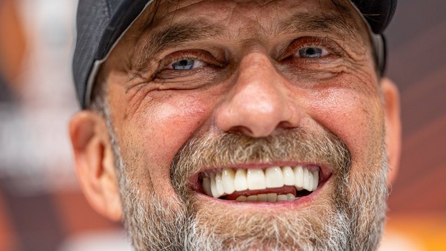 Klopp macht Spaß mit Übersetzer: Haben Sie ein Buch geschrieben?