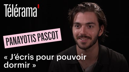 Panayotis Pascot : Son nouveau livre dévoile ses secrets et ses combats intimes 📖