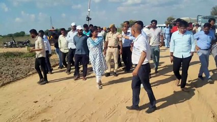 कलक्टर ने लिया हेलीपैड का जायजा