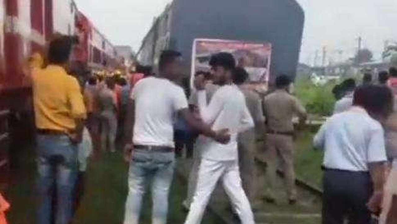 छपरा: रेल दुर्घटना रोकथाम को लेकर किया गया मॉक ड्रिल, रेल कर्मियों में मचा हडकंप