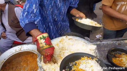 Jumma Biryani Karachi ki Famous Biryani - Roadside Rush On Friday Biryani - Karachi Street Food Pk