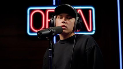 V1V1D "Loose Ends" (Live Performance) | Open Mic