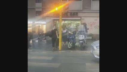 Roma, si rompe tubatura: traffico in tilt tra Gianicolense e Portuense - Video