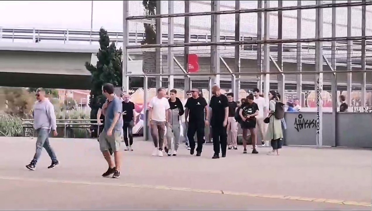 Gavi graba un anuncio con Nike en la Pista Leo Messi