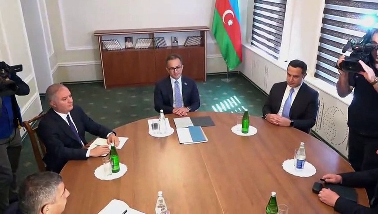 Rendição de separatistas em Nagorno-Karabakh pressiona o governo de Nikol Pashinyan