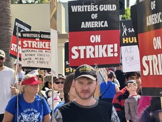 Hollywood-Streik: US-Drehbuchautoren und Studios erzielen Einigung