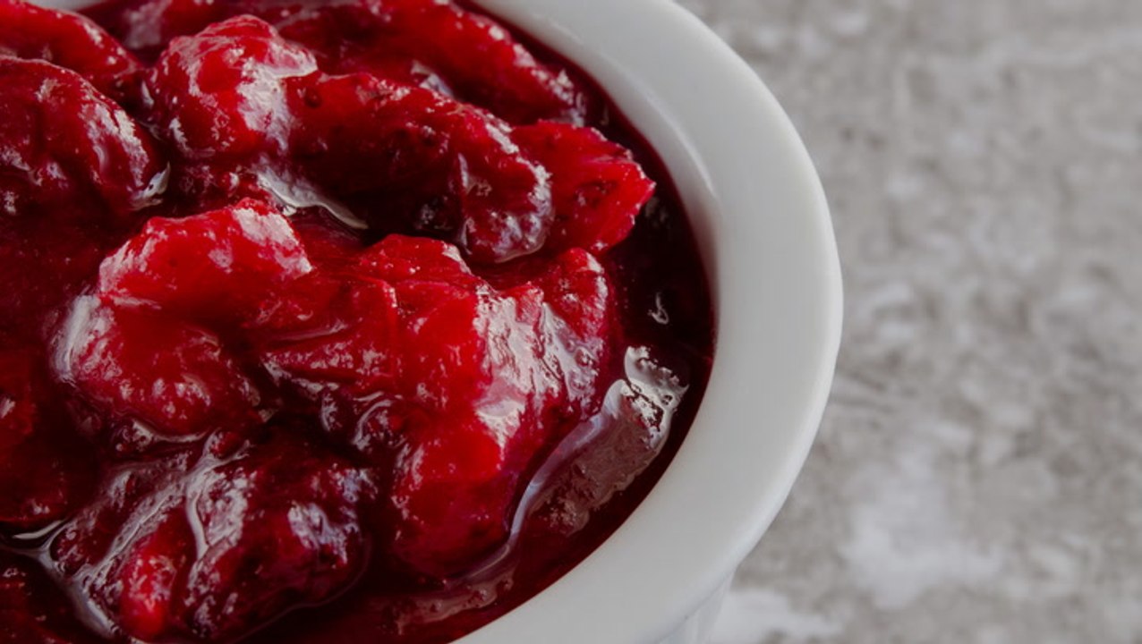 3 Ways To Fix Bitter Cranberry Sauce
