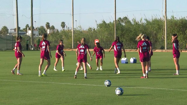 Irene Paredes y Alexia Putellas afirman que fueron obligadas a entrar en la convocatoria