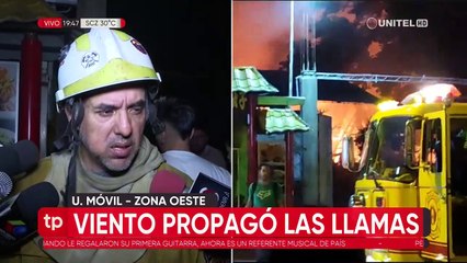 Bomberos con problemas en hidrantes para sofocar incendio cerca a Las Cabañas del Piraí