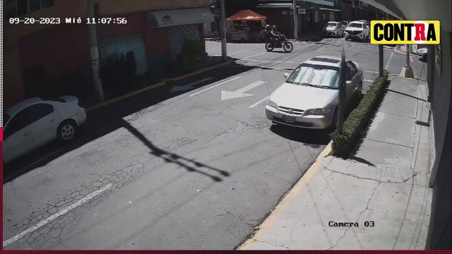 CAMIONETA EMBISTE A MOTOCICLISTAS EN SAN CRISTÓBAL #ECATEPEC #EDOMEX