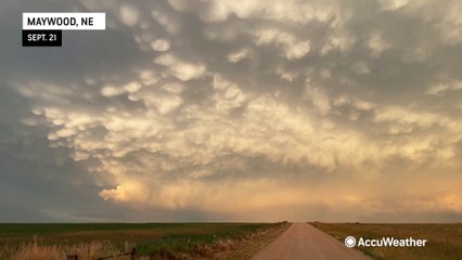 Stunning mammatus clouds hover over Nebraska