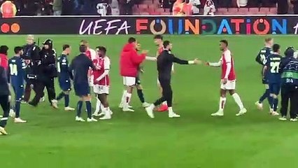 Télécharger la video: Arsenal vs PSV Eindhoven 4-0 HIGHLIGHTS  UEFA Champions League 2023-24