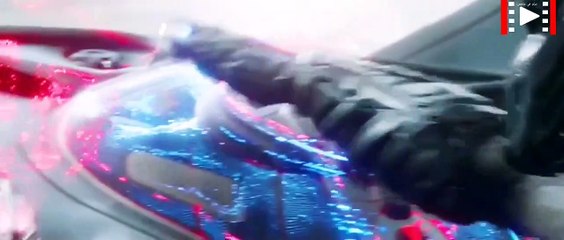 بيقررو يغزو الارض ويتخلصو من كل البشر ولكن بيتصدلهم شخص منهم وبتساعده البشر فبيحولهم لوحوش ملخص رعب