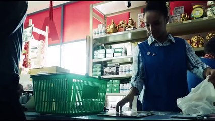 عائلة اكلي لحوم البشر بيخطفوا شاب عشان ابنهم ياكلو لكن ميعرفوش انهم خطفوا الشخص الخطأ