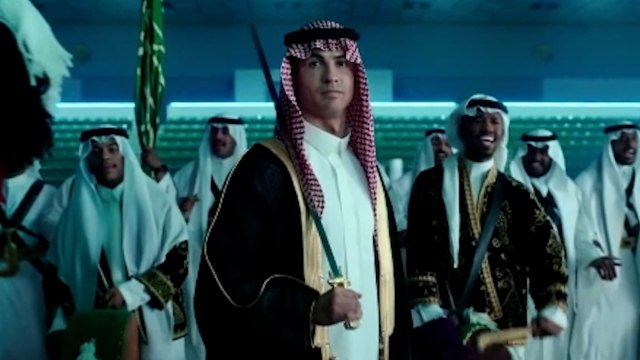 Ronaldo 23 Eylül Suudi Arabistan Milli Günü için Arap kıyafetleri giydi