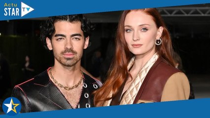 Sophie Turner  pourquoi poursuit elle en justice son futur ex mari Joe Jonas