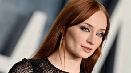 Voici - Sophie Turner accuse son ex-mari Joe Jonas de retenir illégalement ses enfants aux États-Unis