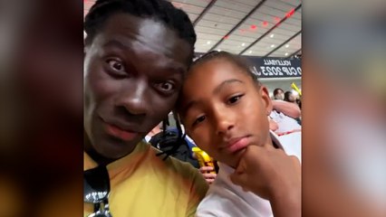 Скачать видео: Fransız millî futbolcu Bafétimbi Fredius Gomis: Kızımı okuldan aldım ve ona güzel bir örnek göstermek için Filenin Sultanları’na geldik