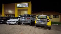 2 automóveis roubados e 3 irregulares são apreendidos em revendedora de Umuarama