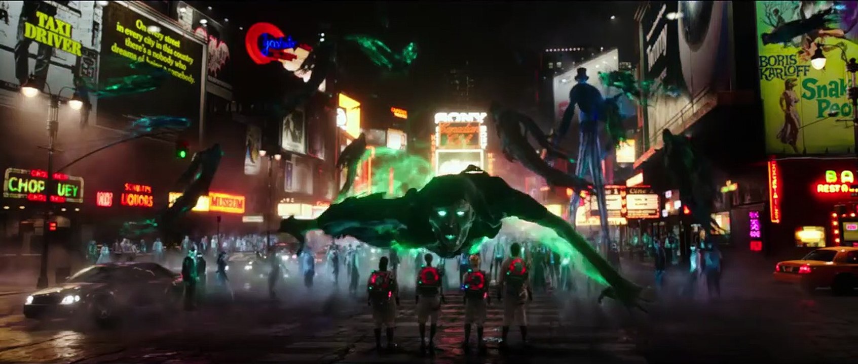 "On va te tuer", "Espèce de..." : Leslie Jones témoigne des messages hallucinants reçus suite au reboot de S.O.S. Fantômes