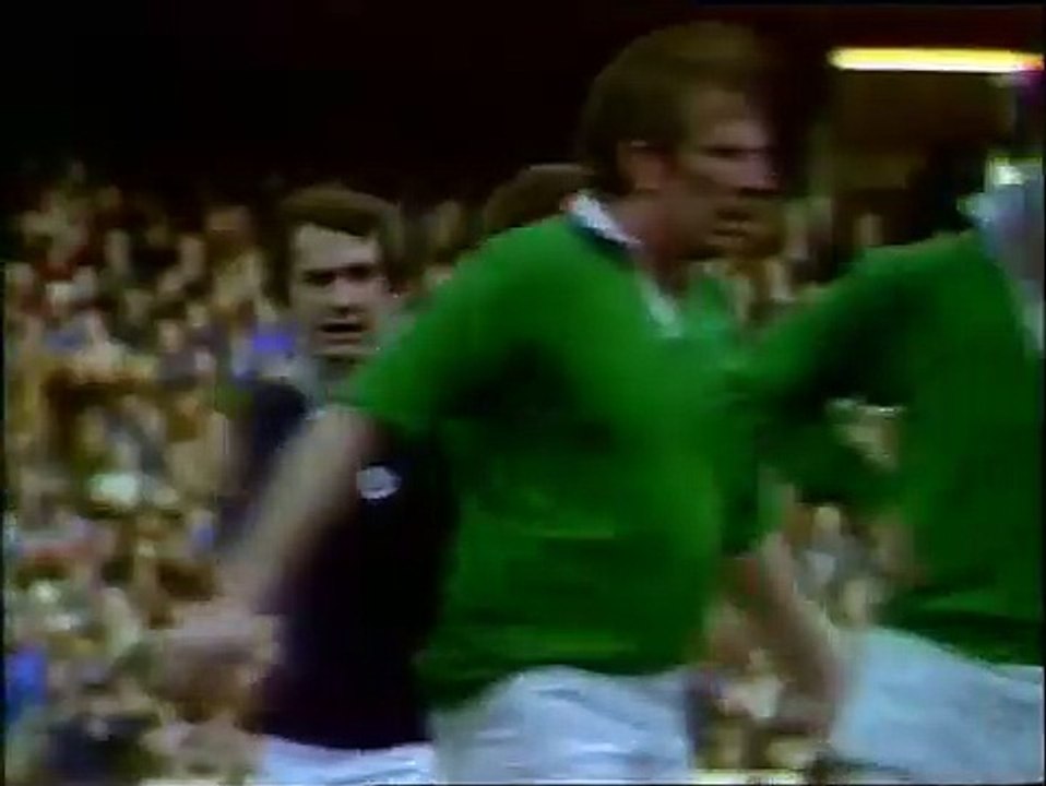 ECOSSE   -  IRLANDE   -   1983  -