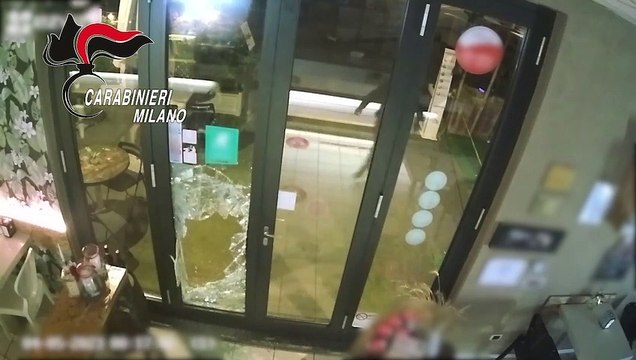 Busto Garolfo, spaccava distributori e slot machine: 31enne arrestato per furto aggravato